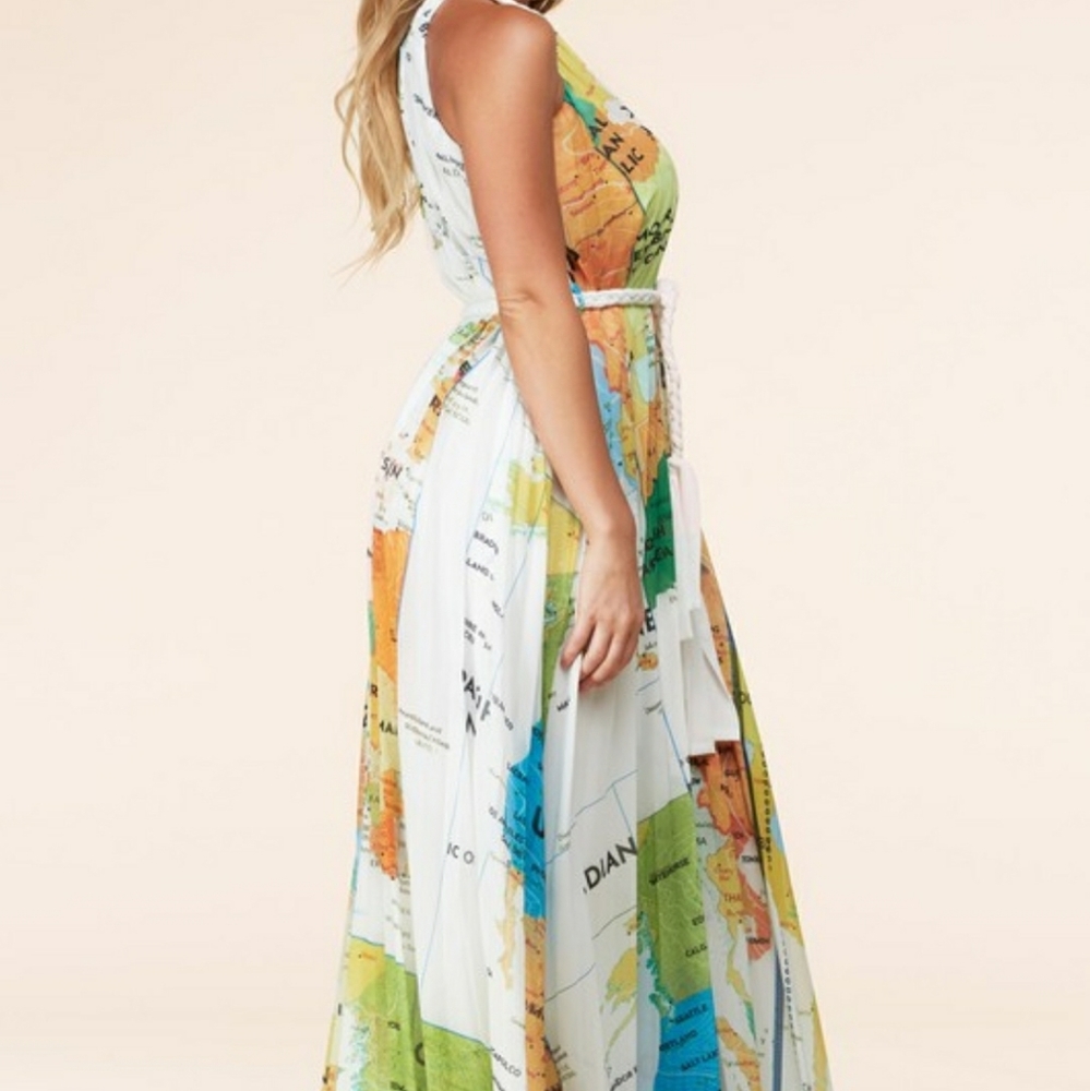 SELLING FAST‼️World Map Print Maxi Dress - Picture 3 of 16